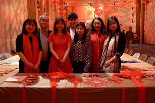 迎猴年市民齊聚藝術(shù)圣殿，慶佳節(jié)孔院同展傳統(tǒng)才藝